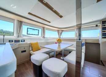 Alquilar catamarán en Marina Kastela - Lagoon 46 