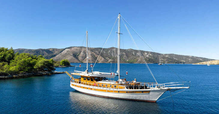 Rent a schooner in Marina Split (ACI Marina) - Gulet Aborda