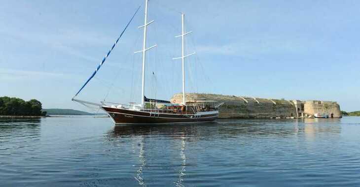 Rent a schooner in Marina Mandalina - Gulet Kadena