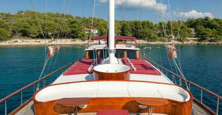 Rent a schooner in Marina Baotić - Gulet Croatia