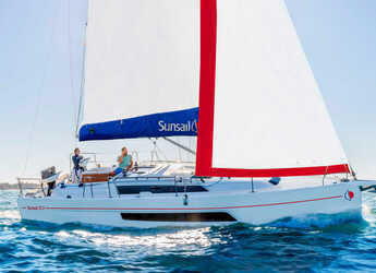 Rent a sailboat in Agana Marina - Sunsail 37.3
