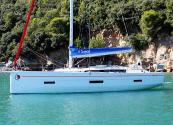 Rent a sailboat in Agana Marina - Sunsail 53.5