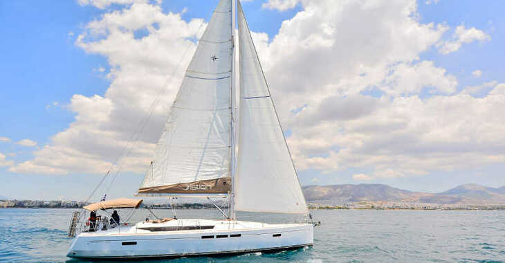 Chartern Sie segelboot in Paros Marina - Sun Odyssey 509