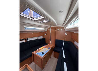 Chartern Sie segelboot in Trogir (ACI marina) - Bavaria Cruiser 34