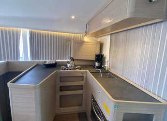 Louer catamaran à Trogir (ACI marina) - Lagoon 42 - 4 + 2 cab.