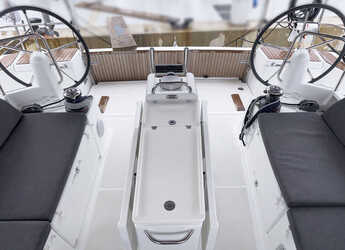 Louer voilier à Muelle de la lonja - Sun Odyssey 440 - 4 cab.