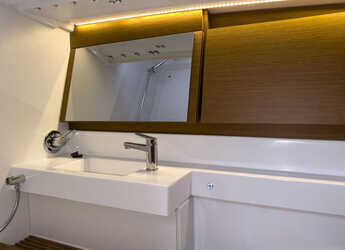 Louer voilier à Muelle de la lonja - Sun Odyssey 440 - 4 cab.