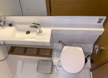 Louer voilier à Muelle de la lonja - Sun Odyssey 440 - 4 cab.