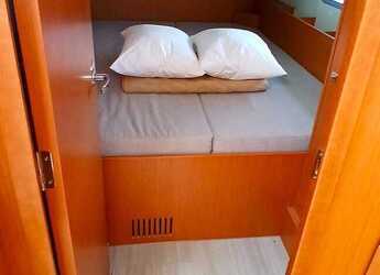 Rent a sailboat in D-Marin Marina Lefkas - Bavaria C38
