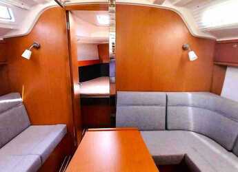 Rent a sailboat in D-Marin Marina Lefkas - Bavaria Cruiser 37 - 3 cab.