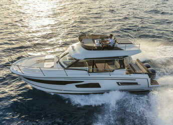 Rent a motorboat in ACI Jezera - Merry Fisher 1095 Fly