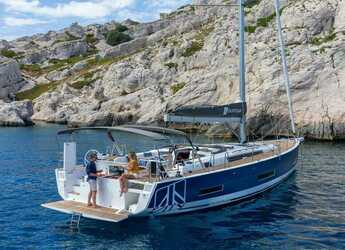 Rent a sailboat in SCT Marina Trogir - Dufour 530 - 5 + 1 cab.