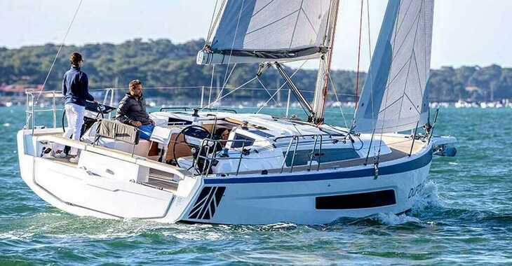 Rent a sailboat in Veruda Marina - Dufour 37 - 3 cab.