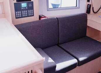 Rent a sailboat in Real Club Náutico de Palma - Bavaria C38