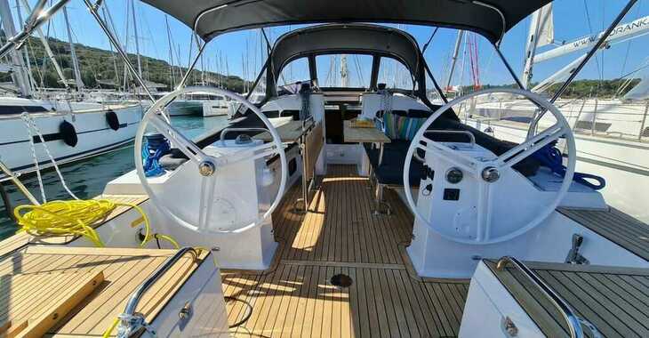 Rent a sailboat in Marina Polesana - Elan Impression 45.1 OW