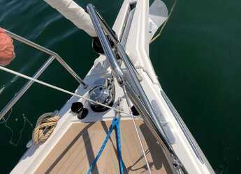 Rent a sailboat in Club Naútico de Sant Antoni de Pormany - DUFOUR 37 NEW 2023
