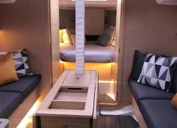 Rent a sailboat in Club Naútico de Sant Antoni de Pormany - DUFOUR 37 NEW 2023