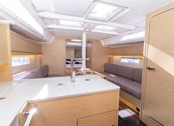 Louer voilier à Sangulin Marina - Dufour 37 - 3 cab.