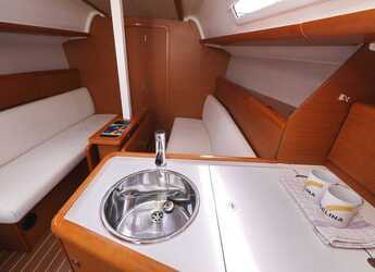 Louer voilier à Sangulin Marina - Sun Odyssey 33i