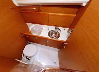 Louer voilier à Sangulin Marina - Sun Odyssey 33i