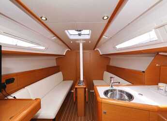 Louer voilier à Sangulin Marina - Sun Odyssey 33i