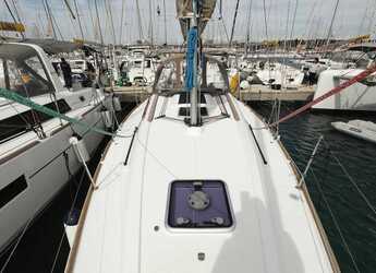 Louer voilier à Sangulin Marina - Sun Odyssey 33i
