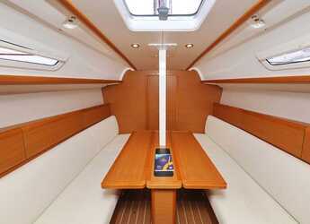 Louer voilier à Sangulin Marina - Sun Odyssey 33i