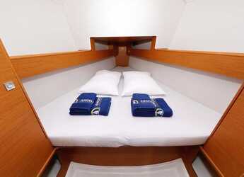 Louer voilier à Sangulin Marina - Sun Odyssey 33i