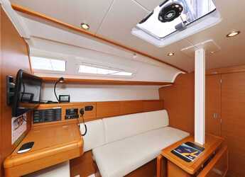 Louer voilier à Sangulin Marina - Sun Odyssey 33i