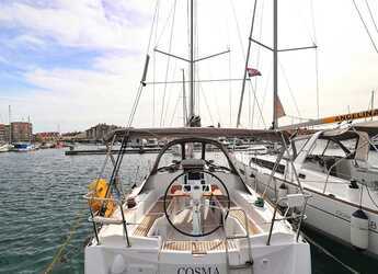 Louer voilier à Sangulin Marina - Sun Odyssey 33i