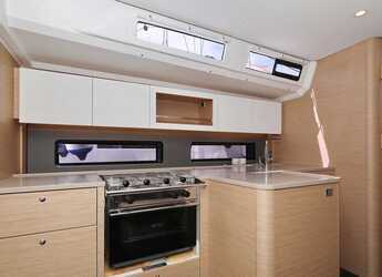 Chartern Sie segelboot in Trogir (ACI marina) - Dufour 41 - 3 cab.