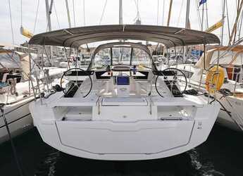 Chartern Sie segelboot in Trogir (ACI marina) - Dufour 41 - 3 cab.