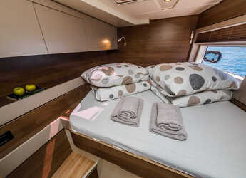 Alquilar catamarán en Marina Baotić - Bali 4.6 - 5 + 2 cab.