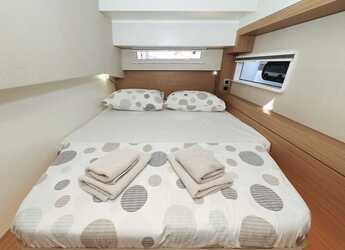Alquilar catamarán en Marina Kastela - Bali 4.2 - 4 + 1 cab.