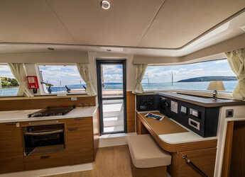Alquilar catamarán en Marina Kastela - Bali 4.2 - 4 + 1 cab.