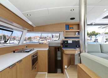 Rent a catamaran in Marina Mandalina - Bali Catsmart - 4 + 1 cab.