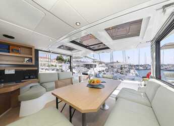 Rent a catamaran in Marina Mandalina - Bali Catsmart - 4 + 1 cab.