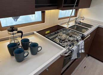 Rent a sailboat in Alimos Marina - Oceanis 46.1