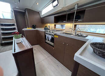 Rent a sailboat in Alimos Marina - Oceanis 46.1