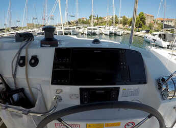 Alquilar catamarán en Marina Mandalina - Lagoon 40