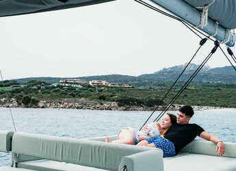 Rent a catamaran in Marina di Portisco - Bali 4.6