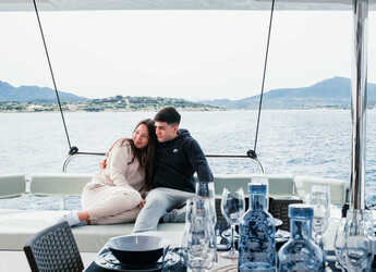 Rent a catamaran in Marina di Portisco - Bali 4.6