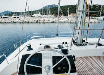 Rent a catamaran in Marina di Portisco - Bali 4.6