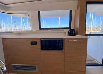 Rent a catamaran in Marina di Portisco - Bali 4.6
