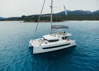 Rent a catamaran in Marina di Portisco - Bali 4.6