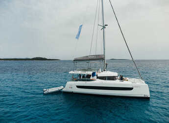 Rent a catamaran in Marina di Portisco - Bali 4.6