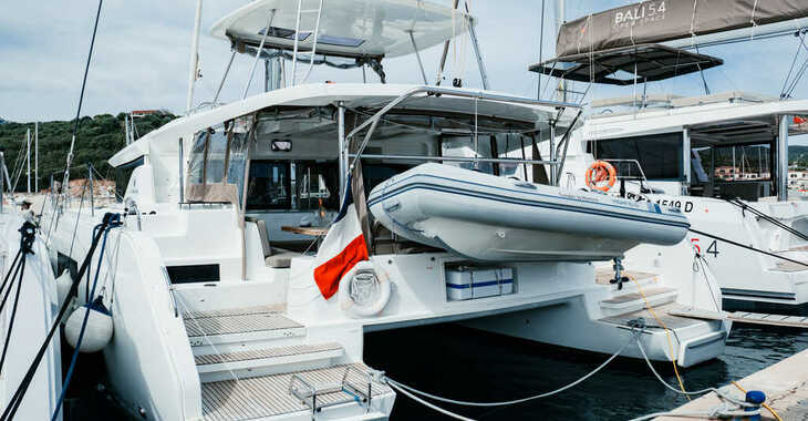 Rent a catamaran in Marina di Portisco - Lagoon 46 