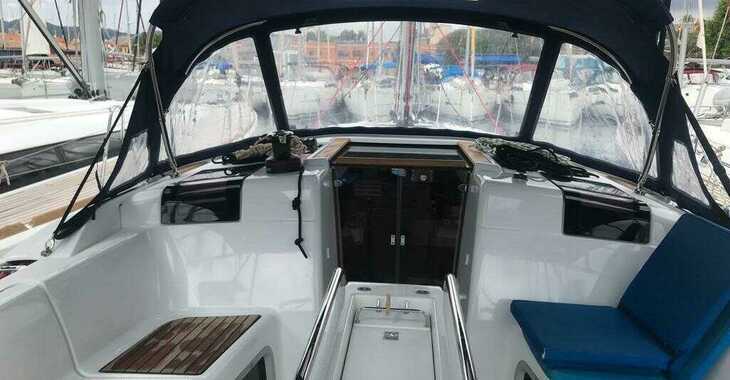 Rent a sailboat in Marina del Sur. Puerto de Las Galletas - Sun Odyssey 419