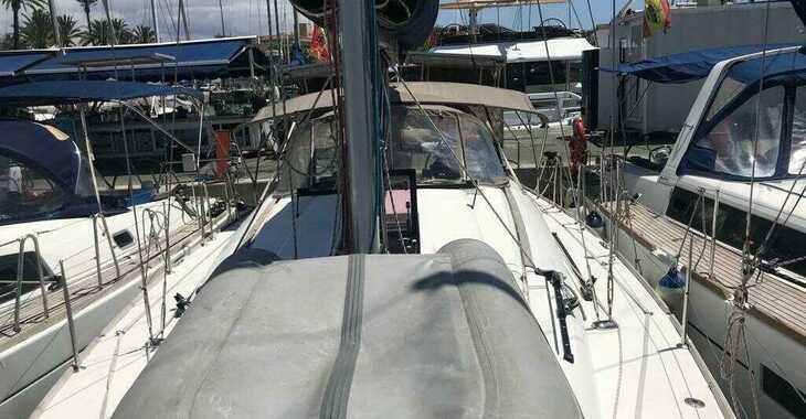 Rent a sailboat in Marina del Sur. Puerto de Las Galletas - Sun Odyssey 409