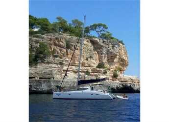 Rent a catamaran in Marina Cienfuegos - Lavezzi 40-4